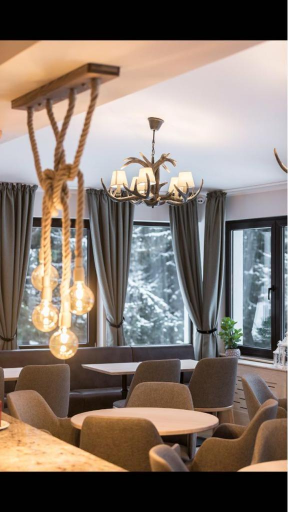 Chalet Alpina モロエニ エクステリア 写真